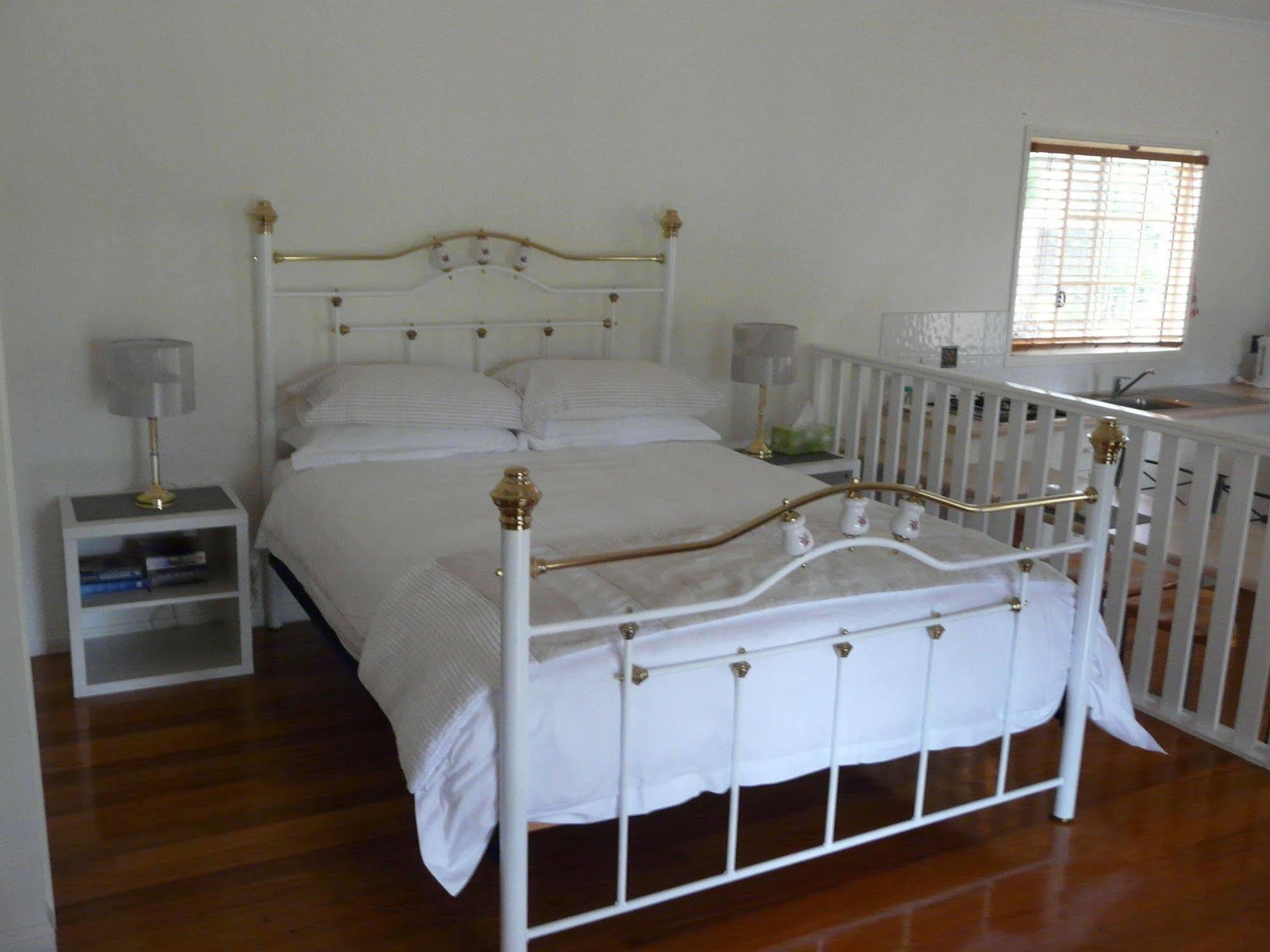 Granite Gardens Cottages & Lake Retreat สแตนธอร์ป ภายนอก รูปภาพ