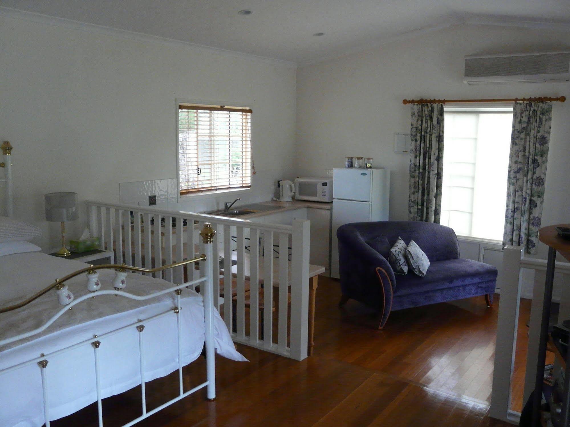 Granite Gardens Cottages & Lake Retreat สแตนธอร์ป ภายนอก รูปภาพ